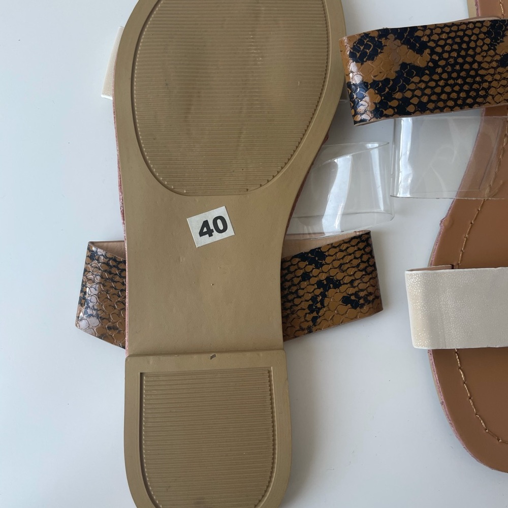 Tri-Pattern Sandals - Picture 2 of 3